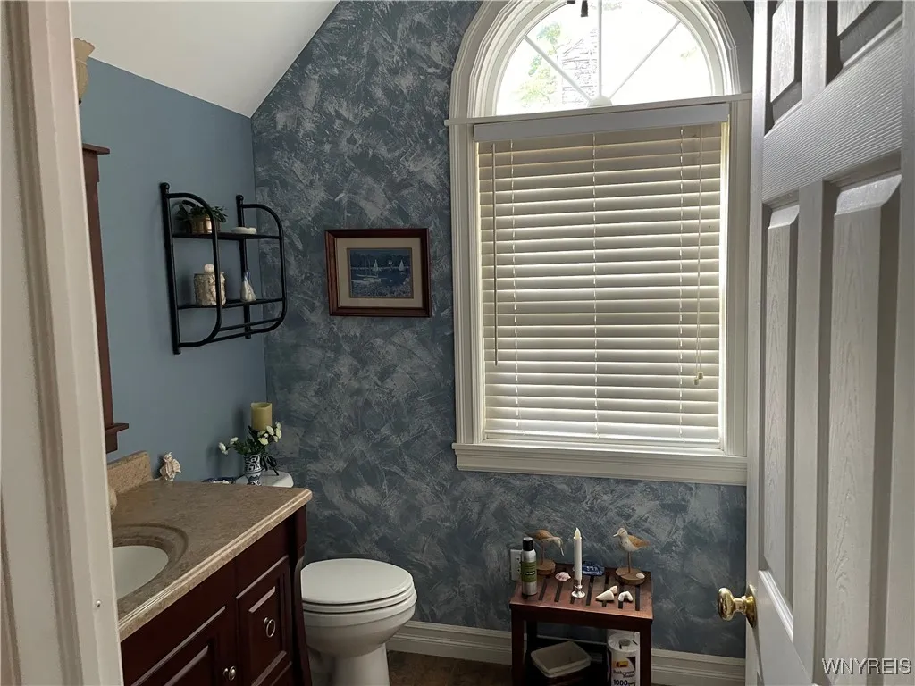 105 East Avenue, Attica, New York 14011, Attica, New York 14011, 6 Bedrooms Bedrooms, ,4 BathroomsBathrooms,Residential,For Sale,105 East Avenue, Attica, New York 14011,B1621504