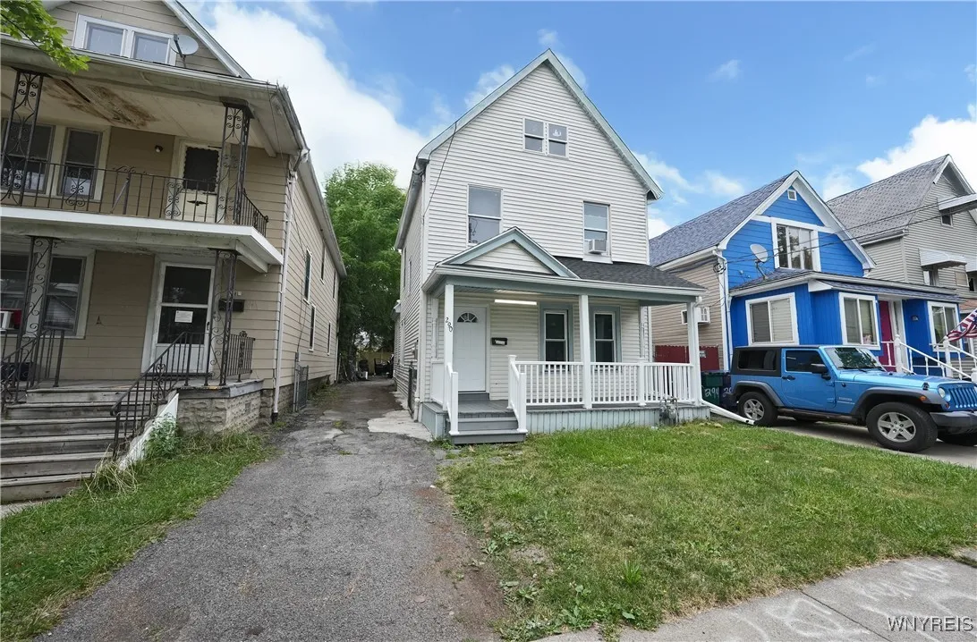 290 Riverside Avenue, Buffalo, New York 14207, Buffalo, New York 14207, 5 Bedrooms Bedrooms, 10 Rooms Rooms,2 BathroomsBathrooms,Residential,For Sale,290 Riverside Avenue, Buffalo, New York 14207,B1621666