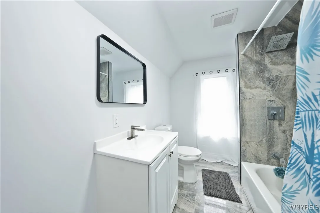 290 Riverside Avenue, Buffalo, New York 14207, Buffalo, New York 14207, 5 Bedrooms Bedrooms, 10 Rooms Rooms,2 BathroomsBathrooms,Residential,For Sale,290 Riverside Avenue, Buffalo, New York 14207,B1621666