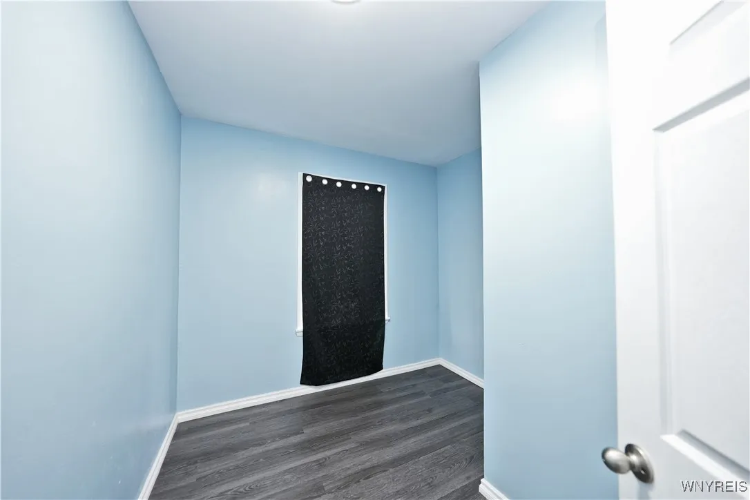 290 Riverside Avenue, Buffalo, New York 14207, Buffalo, New York 14207, 5 Bedrooms Bedrooms, 10 Rooms Rooms,2 BathroomsBathrooms,Residential,For Sale,290 Riverside Avenue, Buffalo, New York 14207,B1621666