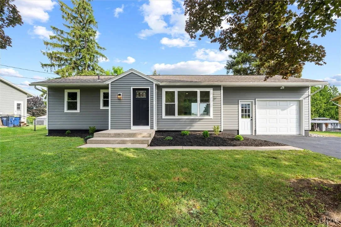 105 Benoit Drive, Geddes, New York 13209, Geddes, New York 13209, 3 Bedrooms Bedrooms, 6 Rooms Rooms,1 BathroomBathrooms,Residential,For Sale,105 Benoit Drive, Geddes, New York 13209,S1622057