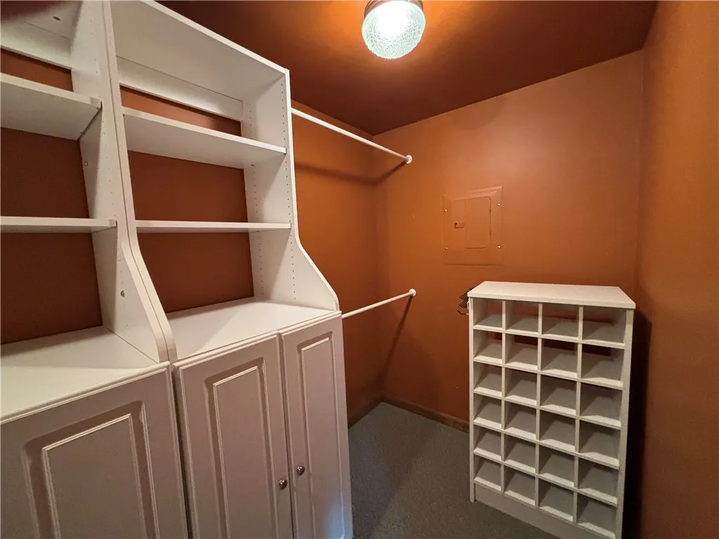 20-22 North Belmont Circle, Oneonta, New York 1382, Oneonta, New York 13820, 2 Bedrooms Bedrooms, 11 Rooms Rooms,2 BathroomsBathrooms,Residential,For Sale,20-22 North Belmont Circle, Oneonta, New York 1382,R1621076