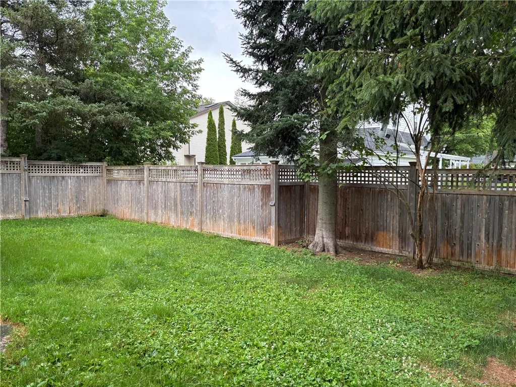 20-22 North Belmont Circle, Oneonta, New York 1382, Oneonta, New York 13820, 2 Bedrooms Bedrooms, 11 Rooms Rooms,2 BathroomsBathrooms,Residential,For Sale,20-22 North Belmont Circle, Oneonta, New York 1382,R1621076
