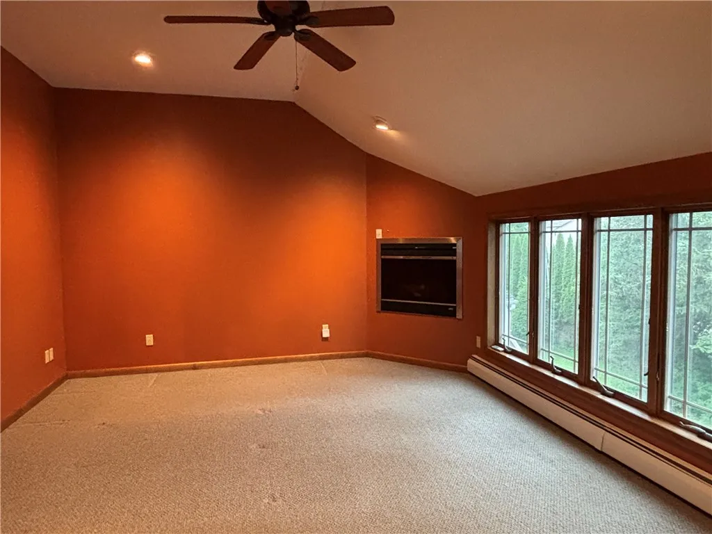 20-22 North Belmont Circle, Oneonta, New York 1382, Oneonta, New York 13820, 2 Bedrooms Bedrooms, 11 Rooms Rooms,2 BathroomsBathrooms,Residential,For Sale,20-22 North Belmont Circle, Oneonta, New York 1382,0,R1621076