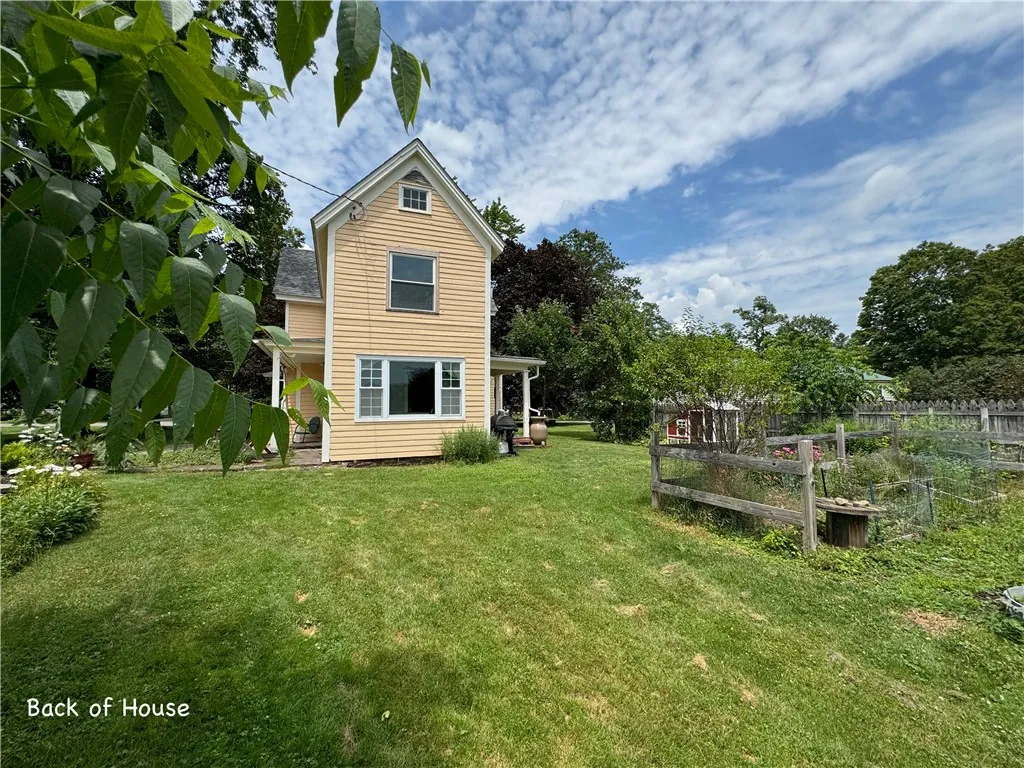 44 Bloom Street, Butternuts, New York 13776, Butternuts, New York 13776, 4 Bedrooms Bedrooms, 13 Rooms Rooms,2 BathroomsBathrooms,Residential,For Sale,44 Bloom Street, Butternuts, New York 13776,R1622129