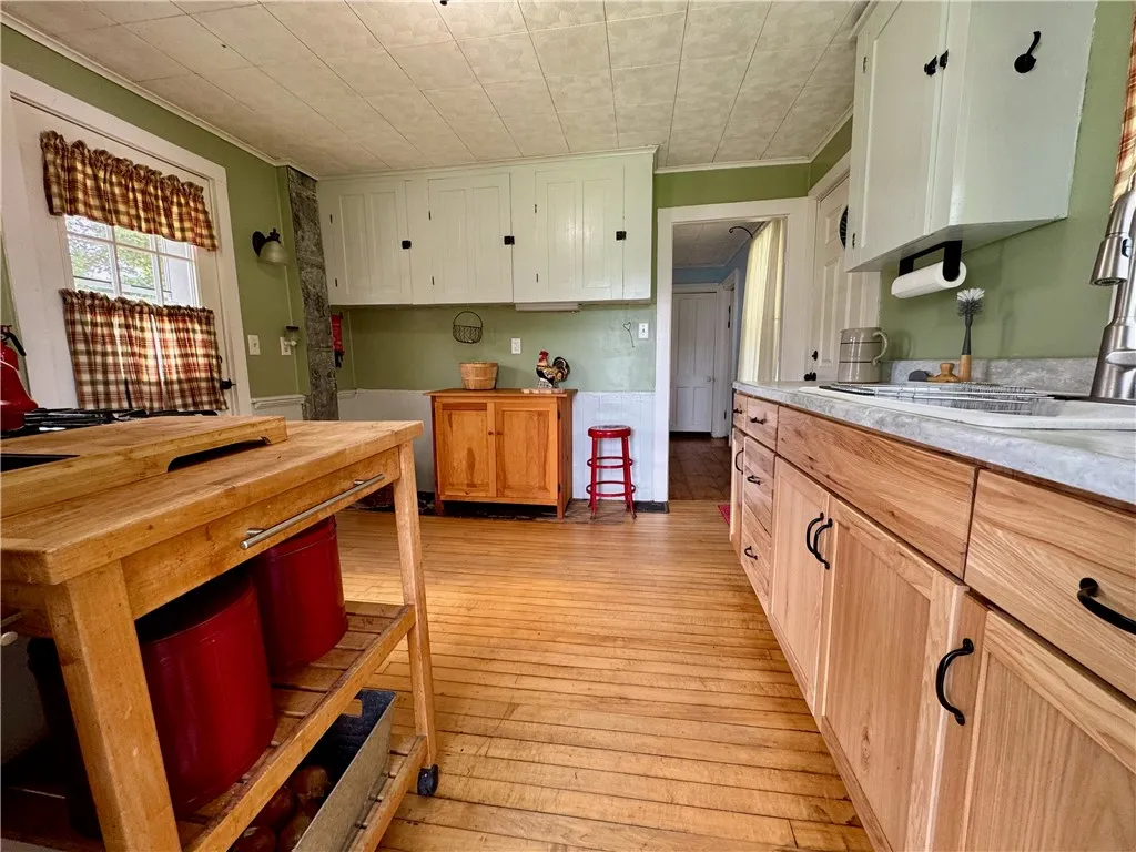44 Bloom Street, Butternuts, New York 13776, Butternuts, New York 13776, 4 Bedrooms Bedrooms, 13 Rooms Rooms,2 BathroomsBathrooms,Residential,For Sale,44 Bloom Street, Butternuts, New York 13776,R1622129