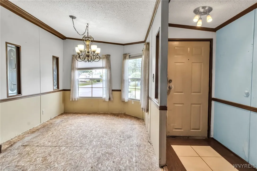 583 Evergreen Drive, Lockport Town, New York 14098, Lockport Town, New York 14098, 3 Bedrooms Bedrooms, 7 Rooms Rooms,2 BathroomsBathrooms,Residential,For Sale,583 Evergreen Drive, Lockport Town, New York 14098,B1622109