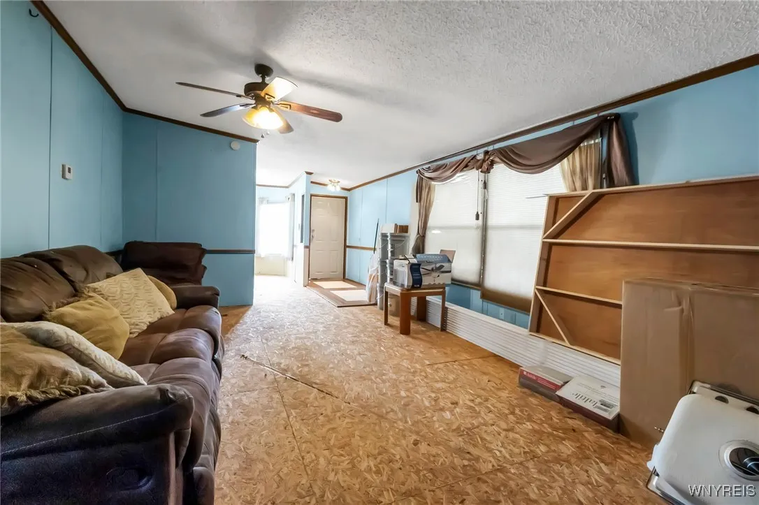 583 Evergreen Drive, Lockport Town, New York 14098, Lockport Town, New York 14098, 3 Bedrooms Bedrooms, 7 Rooms Rooms,2 BathroomsBathrooms,Residential,For Sale,583 Evergreen Drive, Lockport Town, New York 14098,B1622109