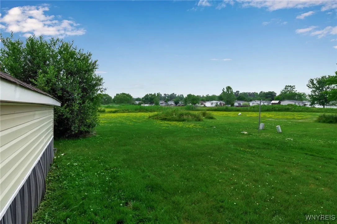 583 Evergreen Drive, Lockport Town, New York 14098, Lockport Town, New York 14098, 3 Bedrooms Bedrooms, 7 Rooms Rooms,2 BathroomsBathrooms,Residential,For Sale,583 Evergreen Drive, Lockport Town, New York 14098,B1622109