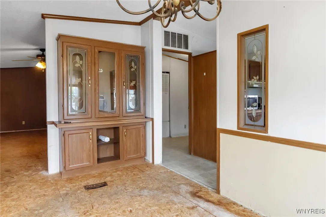 583 Evergreen Drive, Lockport Town, New York 14098, Lockport Town, New York 14098, 3 Bedrooms Bedrooms, 7 Rooms Rooms,2 BathroomsBathrooms,Residential,For Sale,583 Evergreen Drive, Lockport Town, New York 14098,B1622109