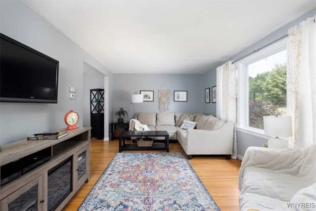 451 Moore Avenue, Tonawanda, New York 14223, Tonawanda, New York 14223, 3 Bedrooms Bedrooms, 6 Rooms Rooms,1 BathroomBathrooms,Residential,For Sale,451 Moore Avenue, Tonawanda, New York 14223,B1621947