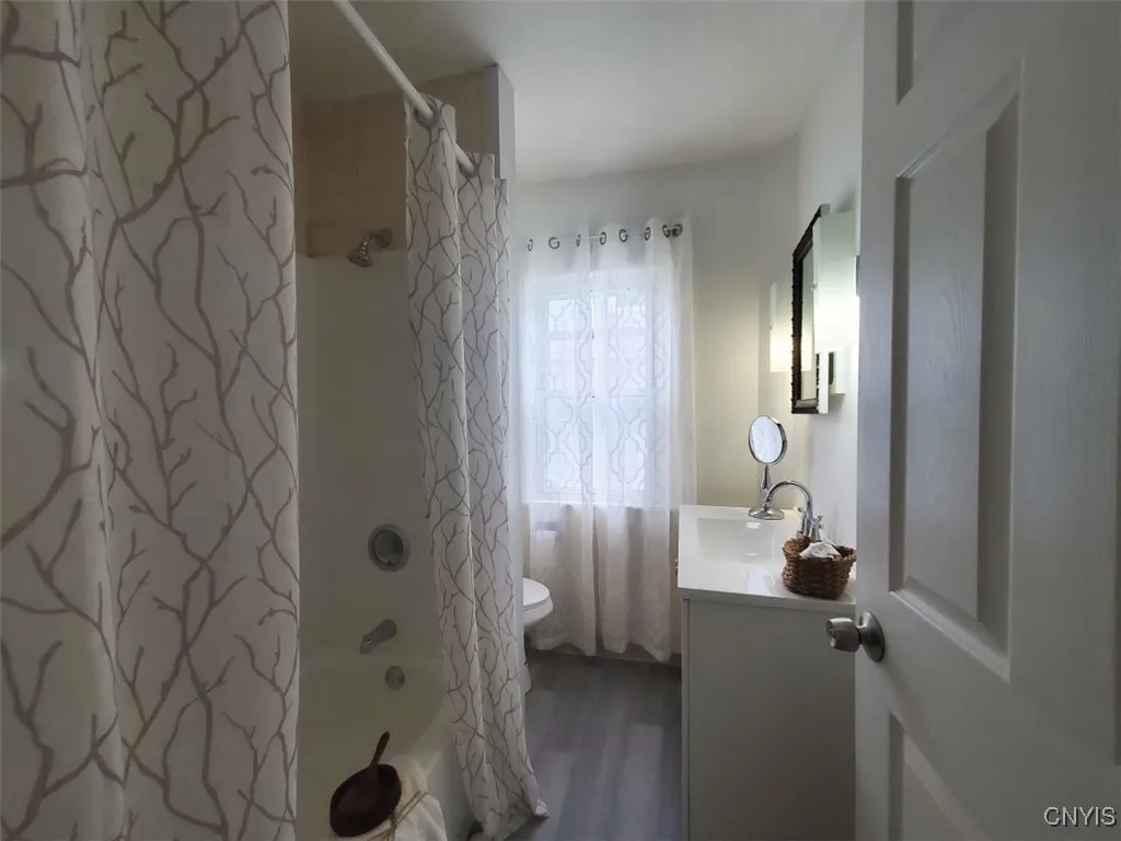 29 Liberty Street, Auburn, New York 13021, Auburn, New York 13021, 4 Bedrooms Bedrooms, 9 Rooms Rooms,1 BathroomBathrooms,Residential,For Sale,29 Liberty Street, Auburn, New York 13021,S1622148