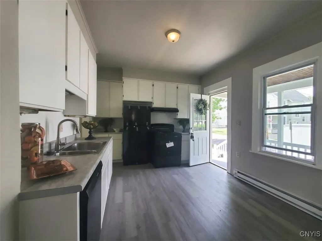 29 Liberty Street, Auburn, New York 13021, Auburn, New York 13021, 4 Bedrooms Bedrooms, 9 Rooms Rooms,1 BathroomBathrooms,Residential,For Sale,29 Liberty Street, Auburn, New York 13021,S1622148