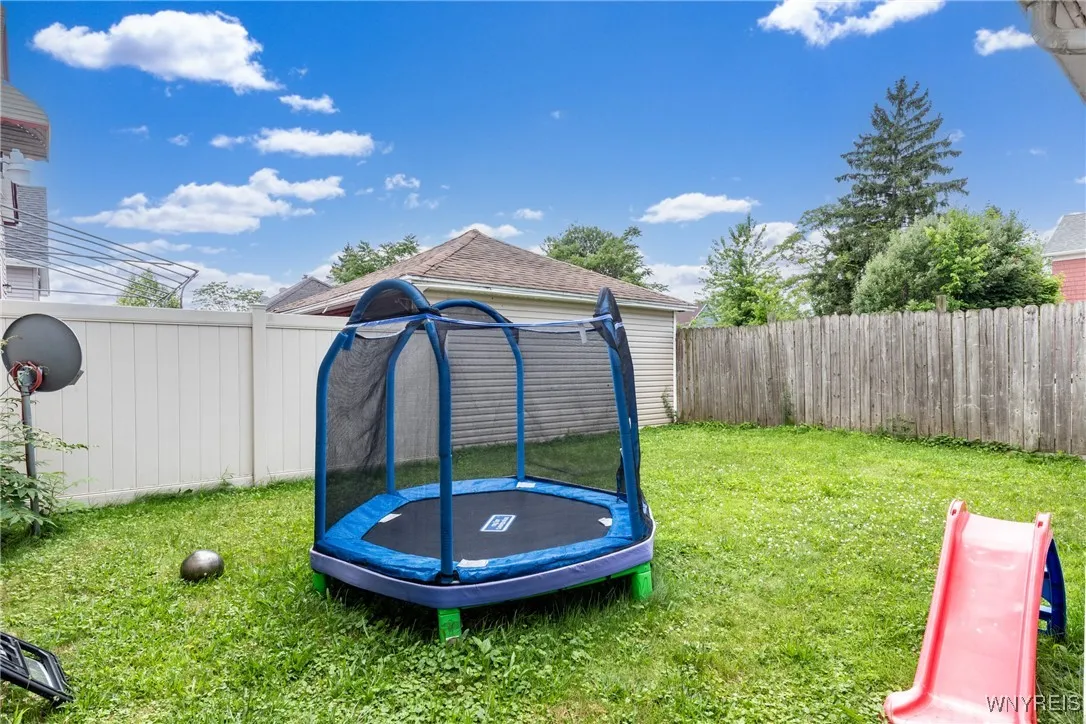 296 Parkridge Avenue, Buffalo, New York 14215, Buffalo, New York 14215, 3 Bedrooms Bedrooms, 6 Rooms Rooms,1 BathroomBathrooms,Residential,For Sale,296 Parkridge Avenue, Buffalo, New York 14215,B1622127