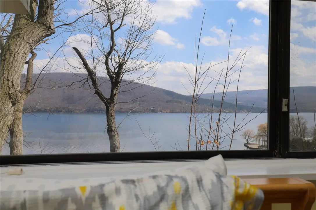 7 Cliffside Drive, South Bristol, New York 14424, South Bristol, New York 14424, 2 Bedrooms Bedrooms, 5 Rooms Rooms,1 BathroomBathrooms,Residential,For Sale,7 Cliffside Drive, South Bristol, New York 14424,R1621848
