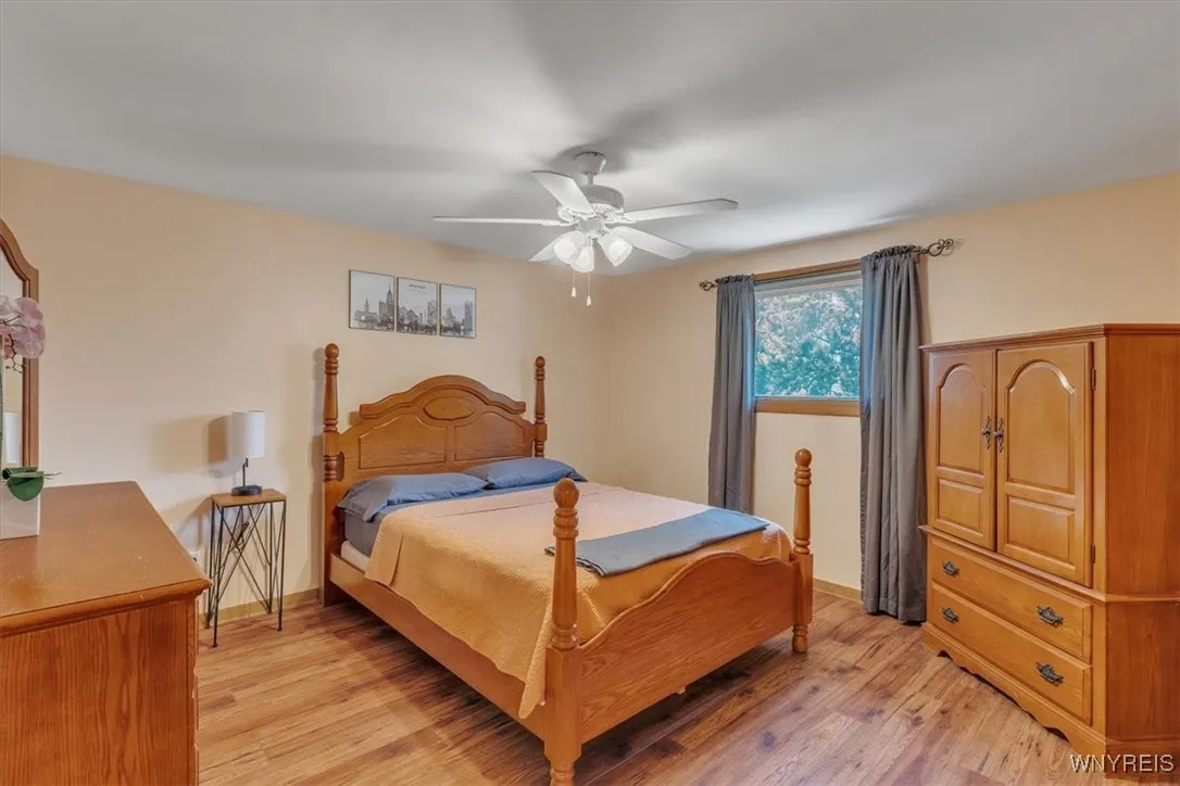 35 Toelsin Road, Cheektowaga, New York 14225, Cheektowaga, New York 14225, 5 Bedrooms Bedrooms, ,2 BathroomsBathrooms,Residential,For Sale,35 Toelsin Road, Cheektowaga, New York 14225,B1621914