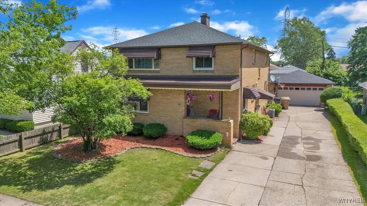 35 Toelsin Road, Cheektowaga, New York 14225, Cheektowaga, New York 14225, 5 Bedrooms Bedrooms, ,2 BathroomsBathrooms,Residential,For Sale,35 Toelsin Road, Cheektowaga, New York 14225,B1621914