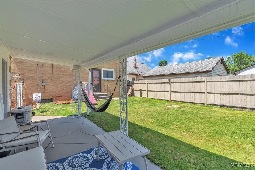 35 Toelsin Road, Cheektowaga, New York 14225, Cheektowaga, New York 14225, 5 Bedrooms Bedrooms, ,2 BathroomsBathrooms,Residential,For Sale,35 Toelsin Road, Cheektowaga, New York 14225,B1621914