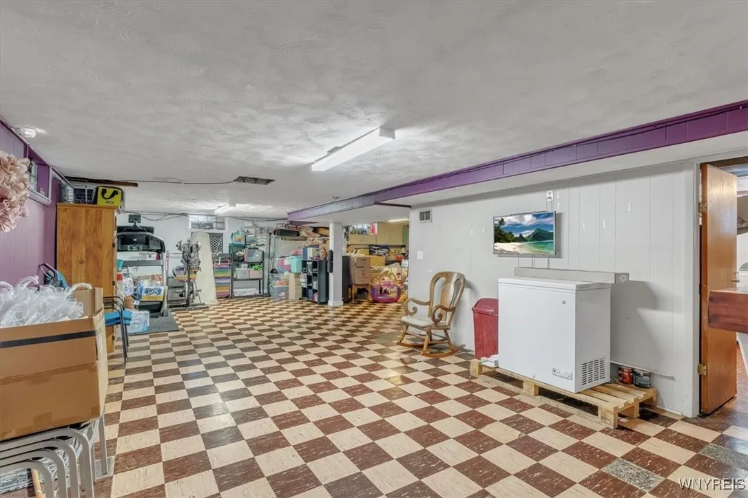 35 Toelsin Road, Cheektowaga, New York 14225, Cheektowaga, New York 14225, 5 Bedrooms Bedrooms, ,2 BathroomsBathrooms,Residential,For Sale,35 Toelsin Road, Cheektowaga, New York 14225,B1621914