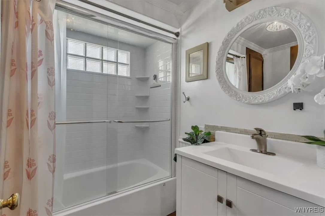 35 Toelsin Road, Cheektowaga, New York 14225, Cheektowaga, New York 14225, 5 Bedrooms Bedrooms, ,2 BathroomsBathrooms,Residential,For Sale,35 Toelsin Road, Cheektowaga, New York 14225,B1621914