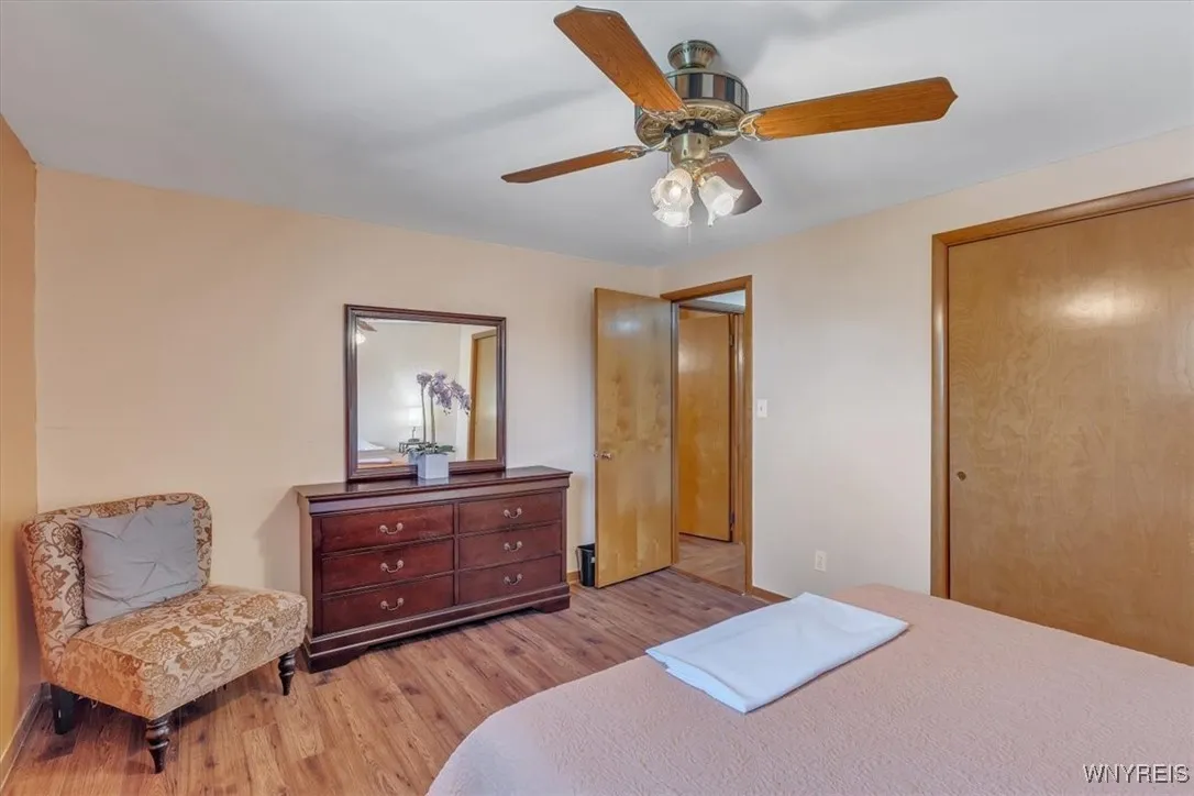 35 Toelsin Road, Cheektowaga, New York 14225, Cheektowaga, New York 14225, 5 Bedrooms Bedrooms, ,2 BathroomsBathrooms,Residential,For Sale,35 Toelsin Road, Cheektowaga, New York 14225,B1621914