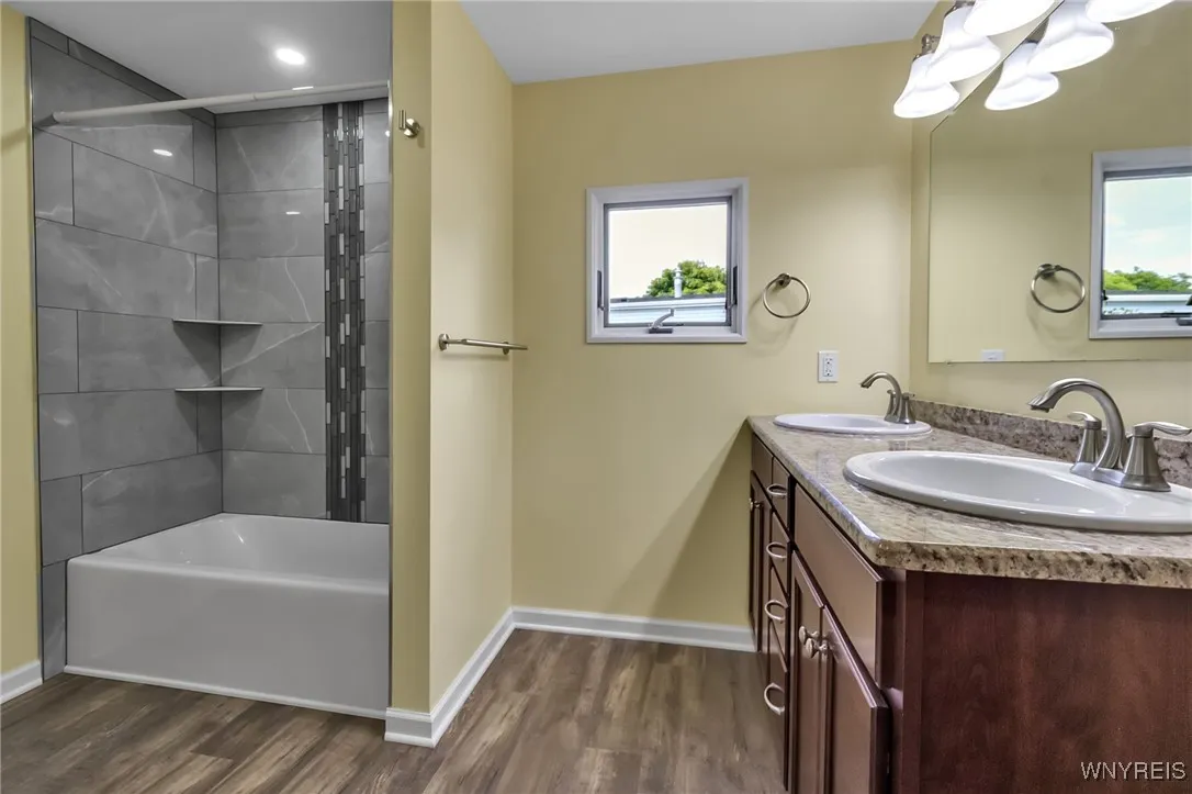 383 Birchwood Drive, Lockport Town, New York 14094, Lockport Town, New York 14094, 3 Bedrooms Bedrooms, 5 Rooms Rooms,Residential,For Sale,383 Birchwood Drive, Lockport Town, New York 14094,B1622138