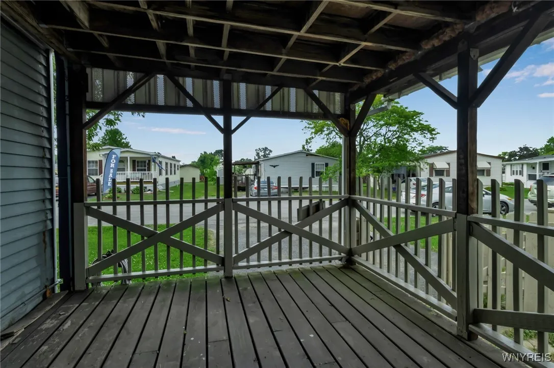 383 Birchwood Drive, Lockport Town, New York 14094, Lockport Town, New York 14094, 3 Bedrooms Bedrooms, 5 Rooms Rooms,Residential,For Sale,383 Birchwood Drive, Lockport Town, New York 14094,B1622138