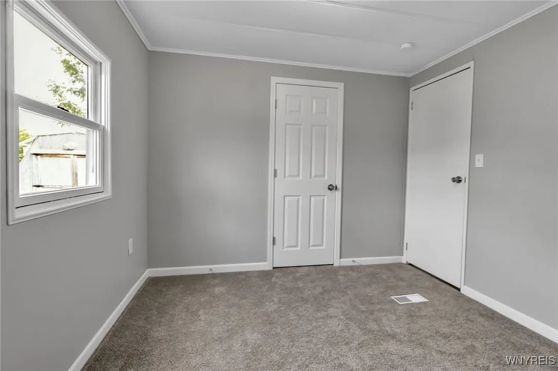 383 Birchwood Drive, Lockport Town, New York 14094, Lockport Town, New York 14094, 3 Bedrooms Bedrooms, 5 Rooms Rooms,Residential,For Sale,383 Birchwood Drive, Lockport Town, New York 14094,B1622138