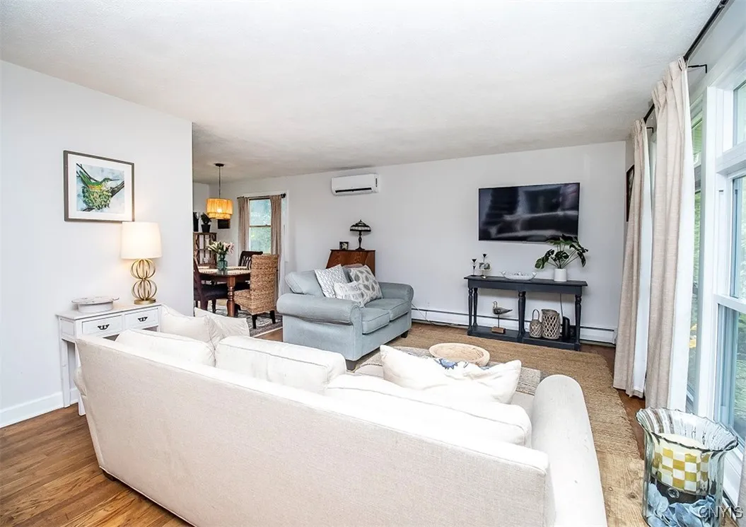 112 Haverhill Drive, Dewitt, New York 13214, De Witt, New York 13214, 4 Bedrooms Bedrooms, 9 Rooms Rooms,2 BathroomsBathrooms,Residential,For Sale,112 Haverhill Drive, Dewitt, New York 13214,S1622019