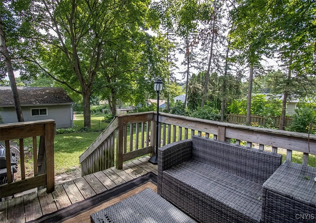 112 Haverhill Drive, Dewitt, New York 13214, De Witt, New York 13214, 4 Bedrooms Bedrooms, 9 Rooms Rooms,2 BathroomsBathrooms,Residential,For Sale,112 Haverhill Drive, Dewitt, New York 13214,S1622019