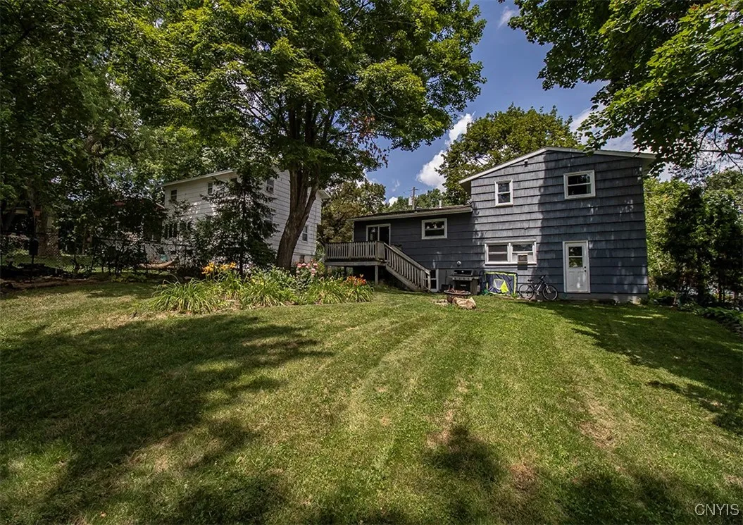 112 Haverhill Drive, Dewitt, New York 13214, De Witt, New York 13214, 4 Bedrooms Bedrooms, 9 Rooms Rooms,2 BathroomsBathrooms,Residential,For Sale,112 Haverhill Drive, Dewitt, New York 13214,S1622019