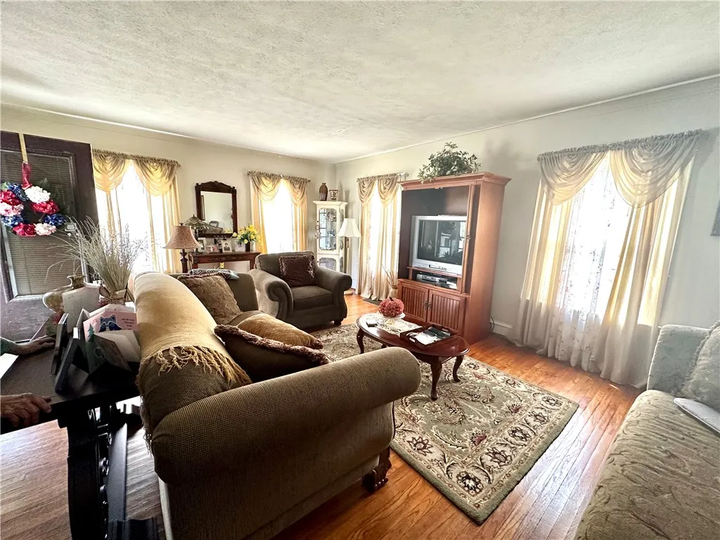 750 Reservoir Street, Elmira City, New York 14905, Elmira City, New York 14905, 5 Bedrooms Bedrooms, ,2 BathroomsBathrooms,Residential,For Sale,750 Reservoir Street, Elmira City, New York 14905,R1622151
