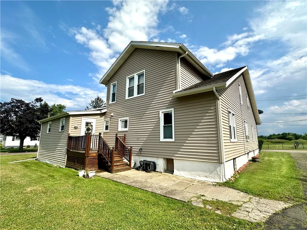 750 Reservoir Street, Elmira City, New York 14905, Elmira City, New York 14905, 5 Bedrooms Bedrooms, ,2 BathroomsBathrooms,Residential,For Sale,750 Reservoir Street, Elmira City, New York 14905,R1622151