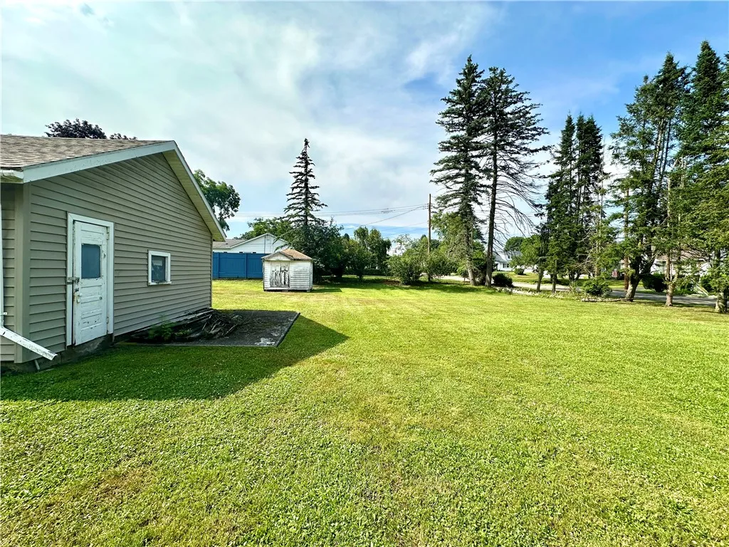 750 Reservoir Street, Elmira City, New York 14905, Elmira City, New York 14905, 5 Bedrooms Bedrooms, ,2 BathroomsBathrooms,Residential,For Sale,750 Reservoir Street, Elmira City, New York 14905,R1622151
