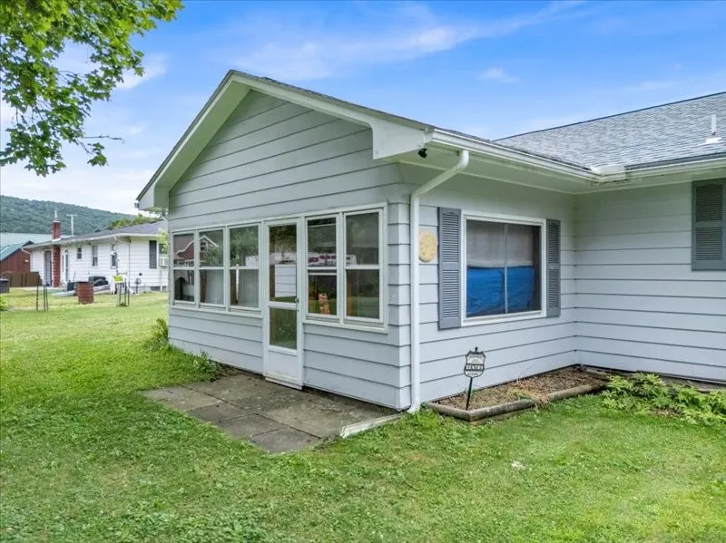 12 Sunset Drive, Afton, New York 13730, Afton, New York 13730, 4 Bedrooms Bedrooms, 13 Rooms Rooms,2 BathroomsBathrooms,Residential,For Sale,12 Sunset Drive, Afton, New York 13730,R1622056
