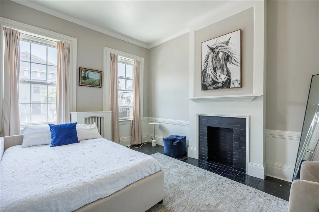 379 South Main Street, Geneva City, New York 14456, Geneva City, New York 14456, 7 Bedrooms Bedrooms, ,3 BathroomsBathrooms,Residential,For Sale,379 South Main Street, Geneva City, New York 14456,R1622119