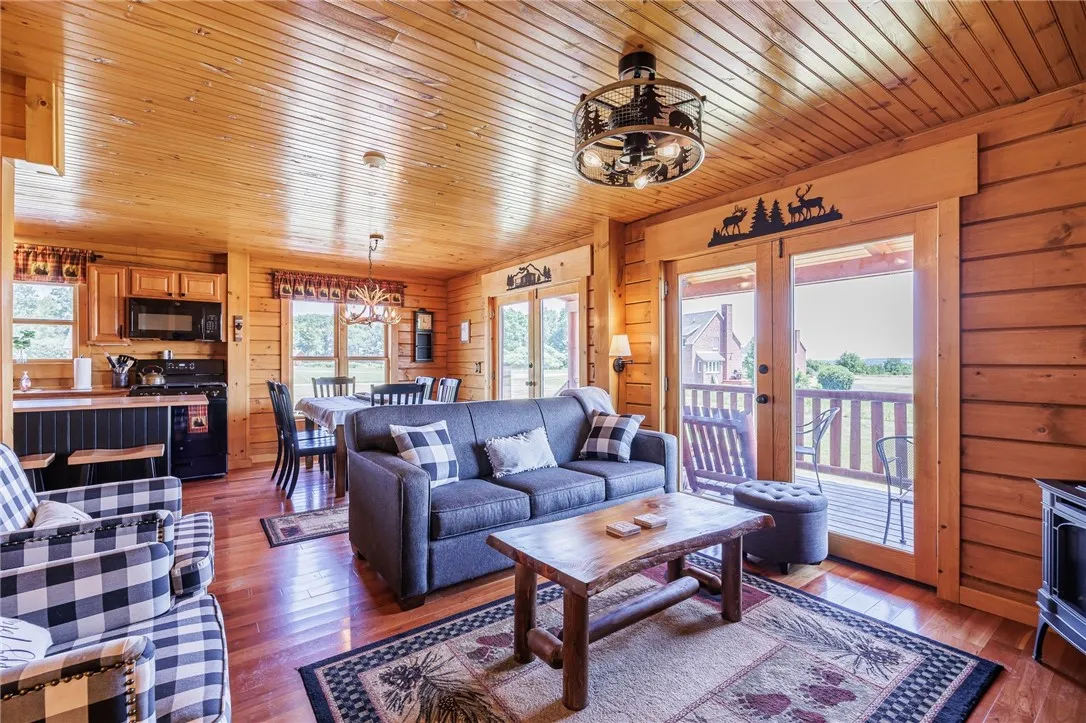 452 Armstrong Road, Geneva Town, New York 14456, Geneva Town, New York 14456, 3 Bedrooms Bedrooms, 6 Rooms Rooms,2 BathroomsBathrooms,Residential,For Sale,452 Armstrong Road, Geneva Town, New York 14456,0,R1622133