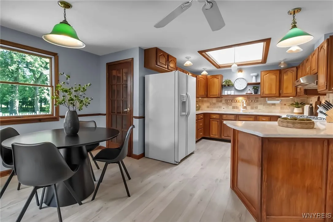 198 Hickory Hill Road, Amherst, New York 14221, Amherst, New York 14221, 2 Bedrooms Bedrooms, 7 Rooms Rooms,2 BathroomsBathrooms,Residential,For Sale,198 Hickory Hill Road, Amherst, New York 14221,B1620339