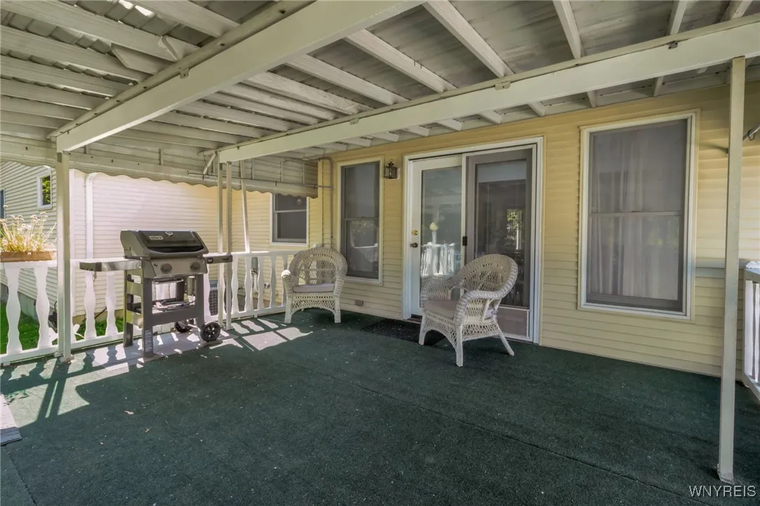 198 Hickory Hill Road, Amherst, New York 14221, Amherst, New York 14221, 2 Bedrooms Bedrooms, 7 Rooms Rooms,2 BathroomsBathrooms,Residential,For Sale,198 Hickory Hill Road, Amherst, New York 14221,B1620339