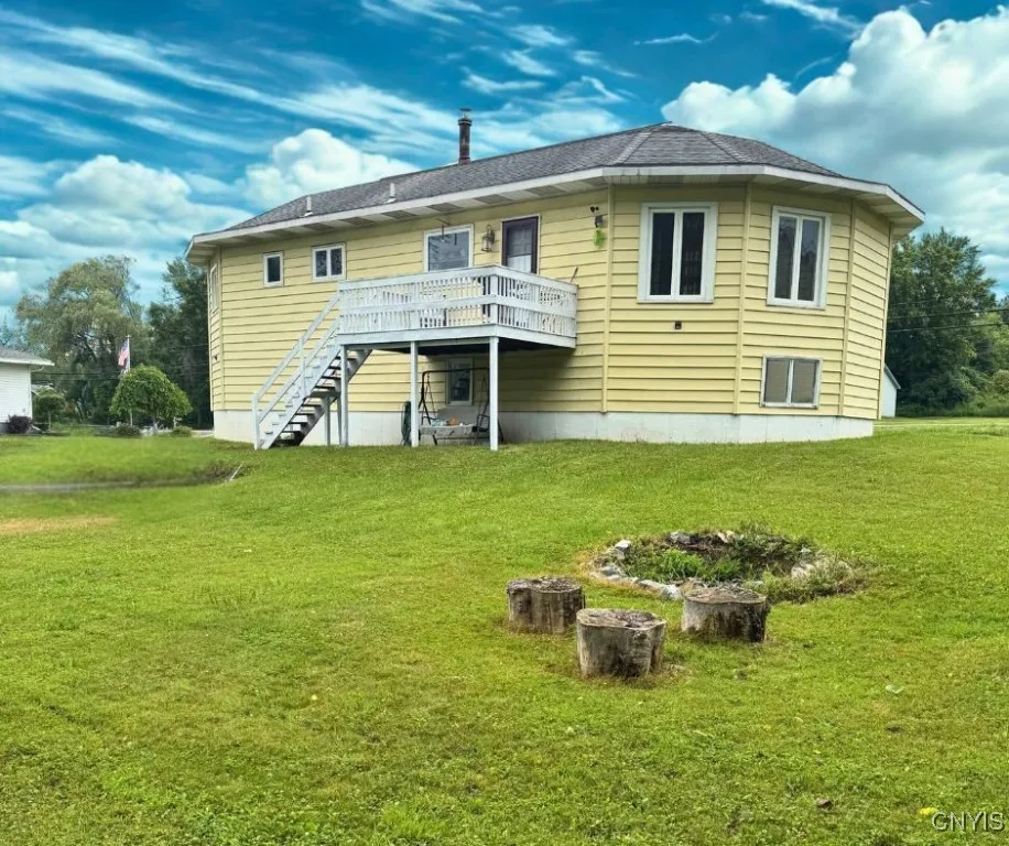 10830 Cosby Manor Road, Deerfield, New York 13502, Deerfield, New York 13502, 3 Bedrooms Bedrooms, 7 Rooms Rooms,3 BathroomsBathrooms,Residential,For Sale,10830 Cosby Manor Road, Deerfield, New York 13502,S1622156