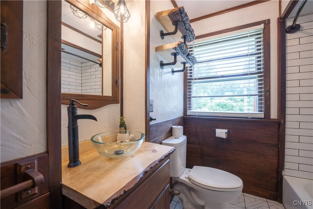 387 Brennan Road, Columbia, New York 13357, Columbia, New York 13357, 3 Bedrooms Bedrooms, 10 Rooms Rooms,1 BathroomBathrooms,Residential,For Sale,387 Brennan Road, Columbia, New York 13357,S1622166