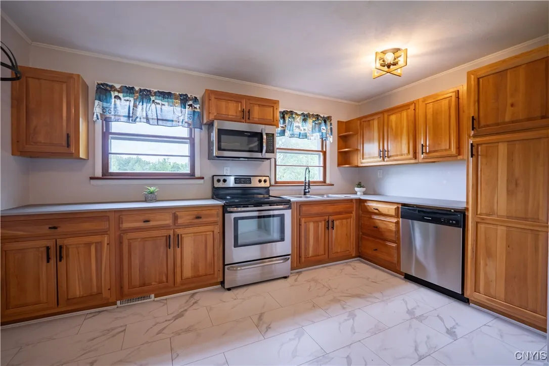 387 Brennan Road, Columbia, New York 13357, Columbia, New York 13357, 3 Bedrooms Bedrooms, 10 Rooms Rooms,1 BathroomBathrooms,Residential,For Sale,387 Brennan Road, Columbia, New York 13357,S1622166