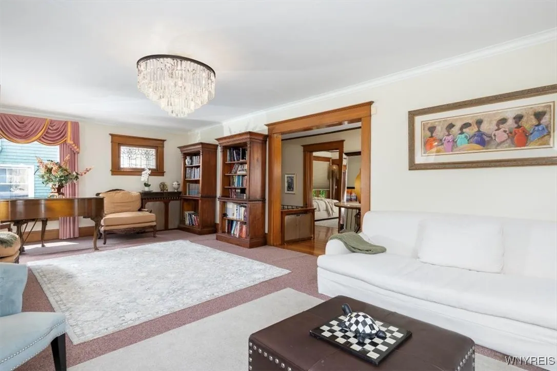60 Parker Avenue, Buffalo, New York 14214, Buffalo, New York 14214, 5 Bedrooms Bedrooms, 12 Rooms Rooms,4 BathroomsBathrooms,Residential,For Sale,60 Parker Avenue, Buffalo, New York 14214,B1621623
