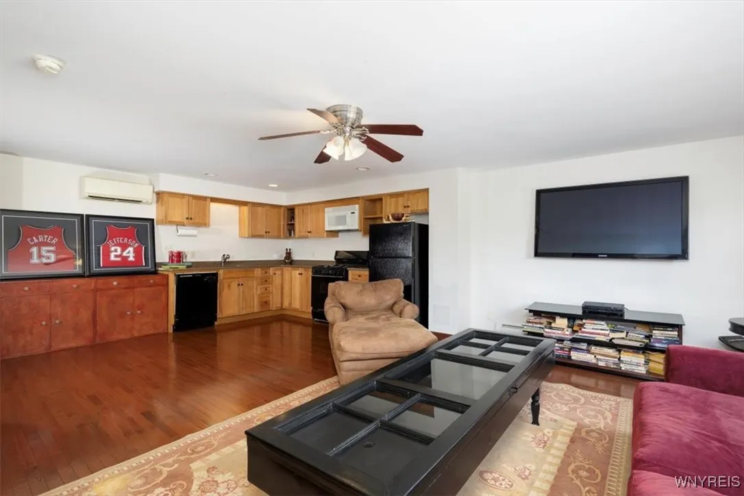  Open concept guest house living room