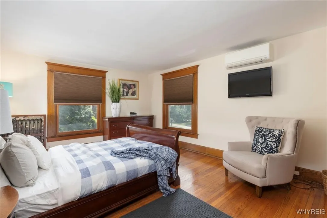 Second floor bedroom