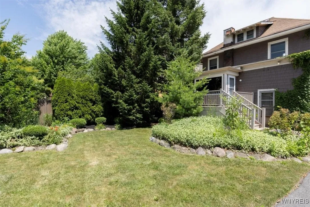 Deep tranquil yard with mature garden
