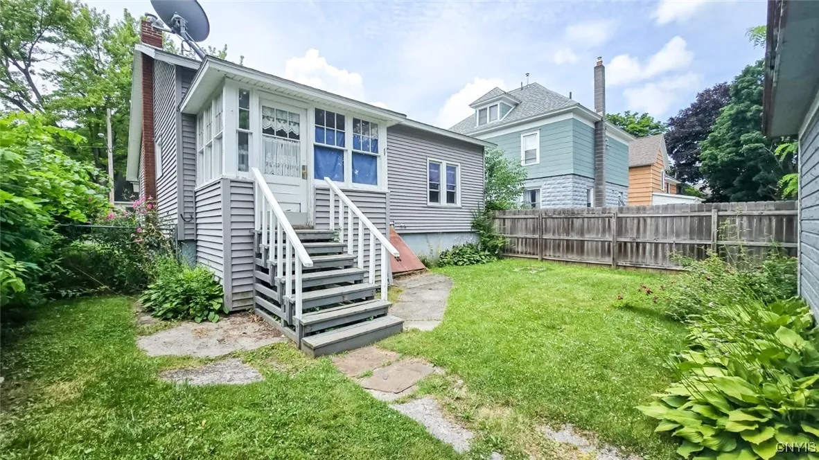 1137 Franklin Street, Watertown City, New York 136, Watertown City, New York 13601, 2 Bedrooms Bedrooms, 6 Rooms Rooms,1 BathroomBathrooms,Residential,For Sale,1137 Franklin Street, Watertown City, New York 136,S1622191