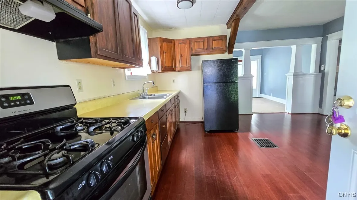 1137 Franklin Street, Watertown City, New York 136, Watertown City, New York 13601, 2 Bedrooms Bedrooms, 6 Rooms Rooms,1 BathroomBathrooms,Residential,For Sale,1137 Franklin Street, Watertown City, New York 136,S1622191