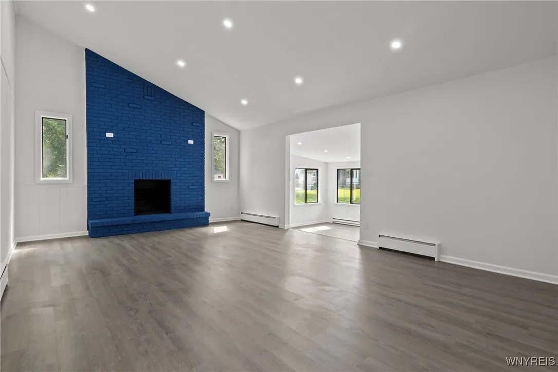 1415 100th Street, Niagara Falls, New York 14304, Niagara Falls, New York 14304, 3 Bedrooms Bedrooms, 7 Rooms Rooms,1 BathroomBathrooms,Residential,For Sale,1415 100th Street, Niagara Falls, New York 14304,B1621794