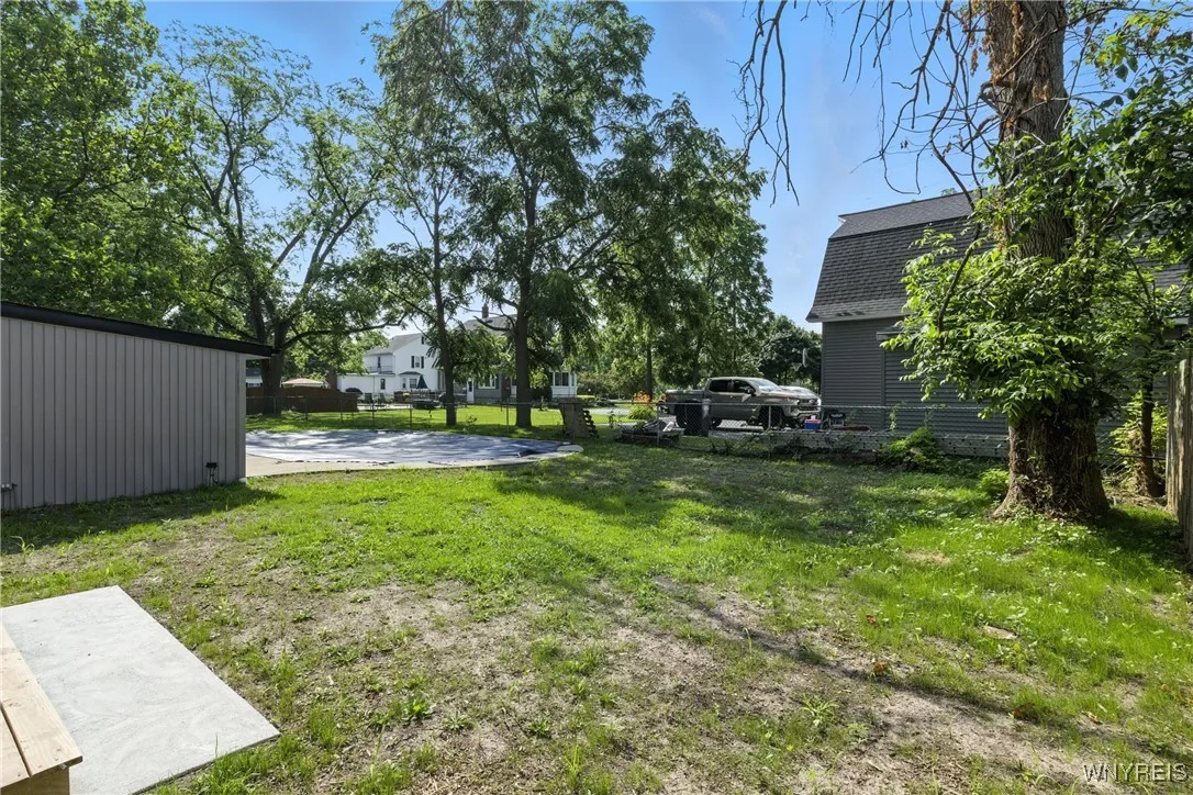 1415 100th Street, Niagara Falls, New York 14304, Niagara Falls, New York 14304, 3 Bedrooms Bedrooms, 7 Rooms Rooms,1 BathroomBathrooms,Residential,For Sale,1415 100th Street, Niagara Falls, New York 14304,B1621794